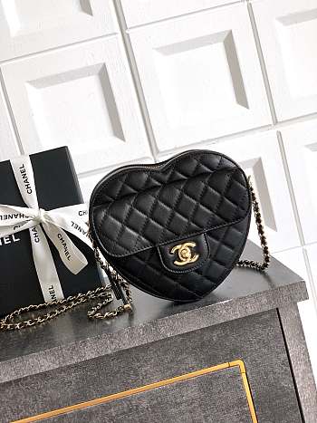 Chanel CC In Love Heart Clutch with Chain in black lambskin leather 18x19 x5.5cm
