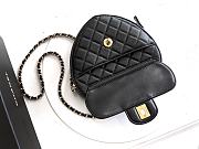 Chanel CC In Love Heart Clutch with Chain in black lambskin leather 18x19 x5.5cm - 6