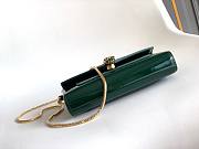 Bvlgari Serpenti Forever phone case in emerald green patent leather 19x10X3.5 cm - 3