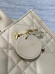 Dior Book Tote bag in light brown calfskin leather 26x12x21 cm - 4