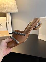 Christian Louboutin Pyramule Slide Sandal brown - 2