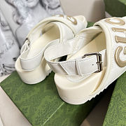 Gucci Logo-appliqué Leather Sandals in a cream/off-white color - 2
