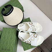 Gucci Logo-appliqué Leather Sandals in a cream/off-white color - 3