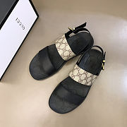 Gucci sandals with a black leather and GG canvas strap - 5