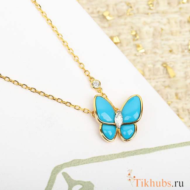 Van Cleef & Arpels Two Butterfly pendant in yellow gold with turquoise - 1