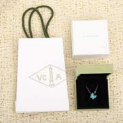 Van Cleef & Arpels Two Butterfly pendant in yellow gold with turquoise - 3
