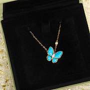 Van Cleef & Arpels Two Butterfly pendant in yellow gold with turquoise - 2
