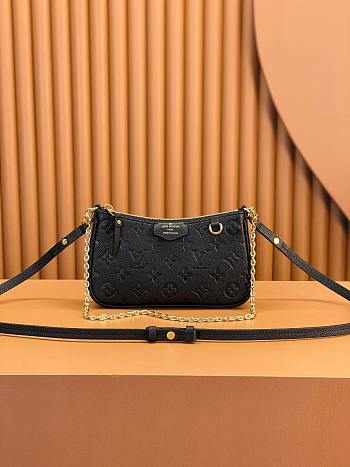  Louis Vuitton Easy Pouch On Strap bag in black Monogram Empreinte leather 19*12*3cm