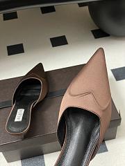Alaïa Le Coeur 55 satin mules in brown - 5