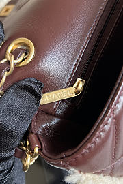  Chanel 24K Mini Shearling Flap Bag in brown lambskin with gold hardware 16 x 23.5 x7.5 cm - 2