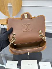 Chanel 24K Teddy Flap 16 x 23.5 x7.5 cm - 4