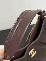 Chanel Maxi Hobo Bag in dark brown suede 32*20*9 cm - 4