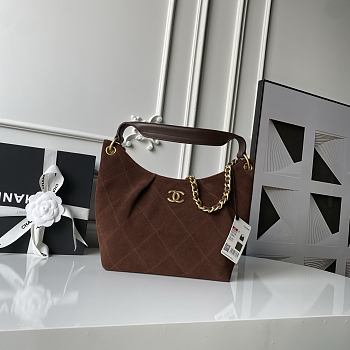 Chanel hobo bag in a brown suede 23.5×31×10cm