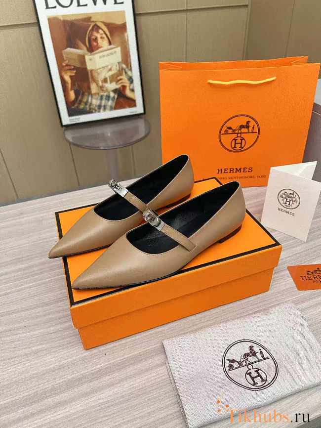 Hermès Kelly ballet flats in calfskin leather in light brown color - 1