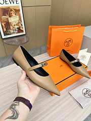 Hermès Kelly ballet flats in calfskin leather in light brown color - 2