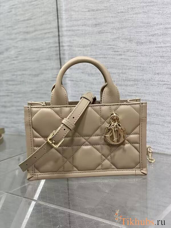  Dior Macrocannage Book Tote in powder beige 21.5 x 13 x 7.5 cm  - 1