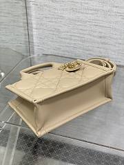  Dior Macrocannage Book Tote in powder beige 21.5 x 13 x 7.5 cm  - 2