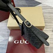  Gucci GG Emblem embossed black leather small shoulder bag in black color 22×14×8cm - 5