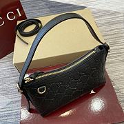  Gucci GG Emblem embossed black leather small shoulder bag in black color 22×14×8cm - 4