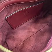 Gucci GG Emblem embossed leather small shoulder bag in red color 22×14×8cm - 3