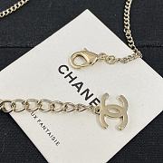 Chanel necklace with gemstone flower embellishments - 4