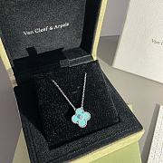 Van Cleef & Arpels 2022 Limited Edition Vintage Alhambra necklace - 3