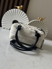 Chanel Mini Ligne Cambon Bowler bag in white lambskin leather with a black CC logo and handles 12*21*9cm - 6