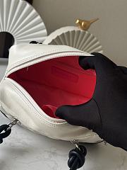 Chanel Mini Ligne Cambon Bowler bag in white lambskin leather with a black CC logo and handles 12*21*9cm - 3