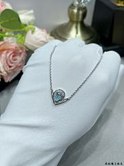 Chaumet Joséphine Aigrette necklace with a blue stone pendant - 3