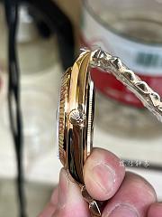 Rolex Oyster Perpetual Day-Date 40 with large custom diamond embellishment - 3