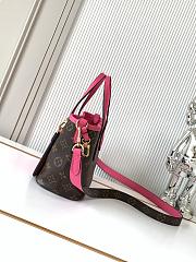 Louis Vuitton LV Neverfull Bandoulière Inside Out BB women's bag in pink color M12106 24x14x9 cm - 3