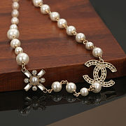 Chanel gold-tone metal and faux pearl necklace with crystal embellishments - 3