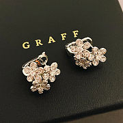 Graff Wild Flower diamond cluster stud earrings  - 4