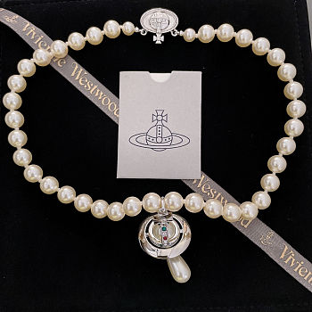 Vivienne Westwood One Row Pearl Drop necklace