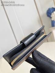 Share Louis Vuitton Reverse MonogramJuliette Wallet 13x9x3 cm - 6
