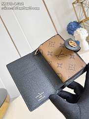 Share Louis Vuitton Reverse MonogramJuliette Wallet 13x9x3 cm - 3