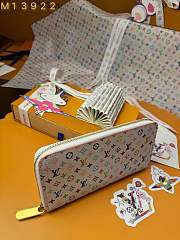 Louis Vuitton x Takashi Murakami Zippy Wallet in the white multicolored 19cm - 5