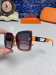 Hermes sunglasses featuring the 'H' logo - 5