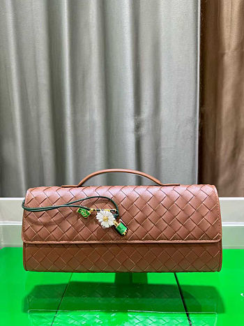 Bottega Veneta Andiamo clutch bag in intrecciato leather 31×14×7 cm