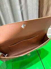 Bottega Veneta Andiamo clutch bag in intrecciato leather 31×14×7 cm - 6