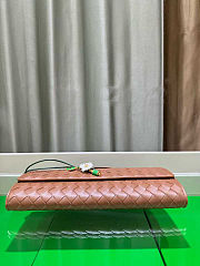 Bottega Veneta Andiamo clutch bag in intrecciato leather 31×14×7 cm - 5