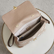 Louis Vuitton Madeleine MM bag in Bicolor Monogram Empreinte leather 30x19.5x11 cm - 6