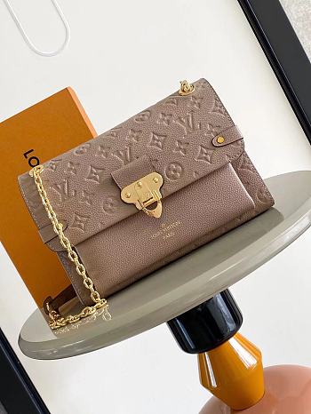 Louis Vuitton Vavin PM shoulder bag in Monogram Empreinte leather 26x20x8 cm