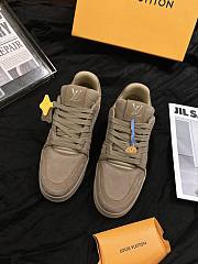 Louis Vuitton LV Trainer sneakers in a brown suede - 3