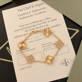 Vancleef and Arpels Vintage Alhambra bracelet, 5 motifs