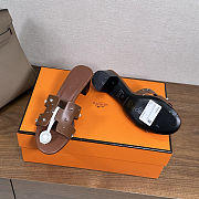 Hermes Oasis sandals in a brown leather with stud details - 2