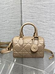 Dior Groove 20 Bag in Biscuit Macrocannage Calfskin 20.5x13.5x12 cm - 1