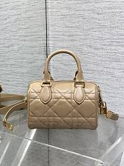 Dior Groove 20 Bag in Biscuit Macrocannage Calfskin 20.5x13.5x12 cm - 2