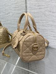 Dior Groove 20 Bag in Biscuit Macrocannage Calfskin 20.5x13.5x12 cm - 3