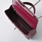 Chanel Mini Classic Flap Bag with a Top Handle in dark red 12x20x6cm - 2